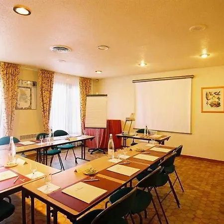 Campanile Sud Отель