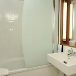 Hotell Campanile Sud Valence (Drome)