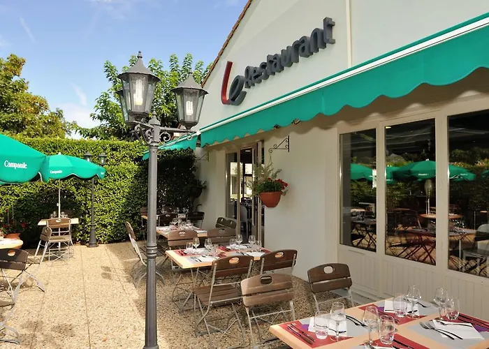 Campanile Sud ホテル 3*